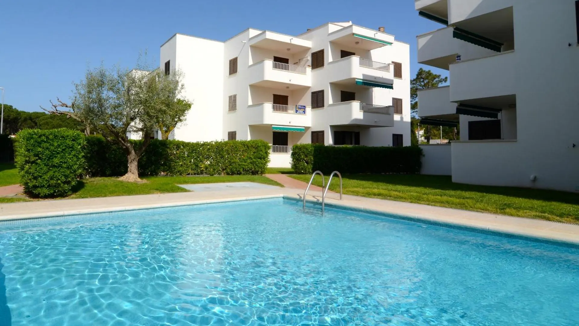 Cala Montgo - Apartamentos L'Escala