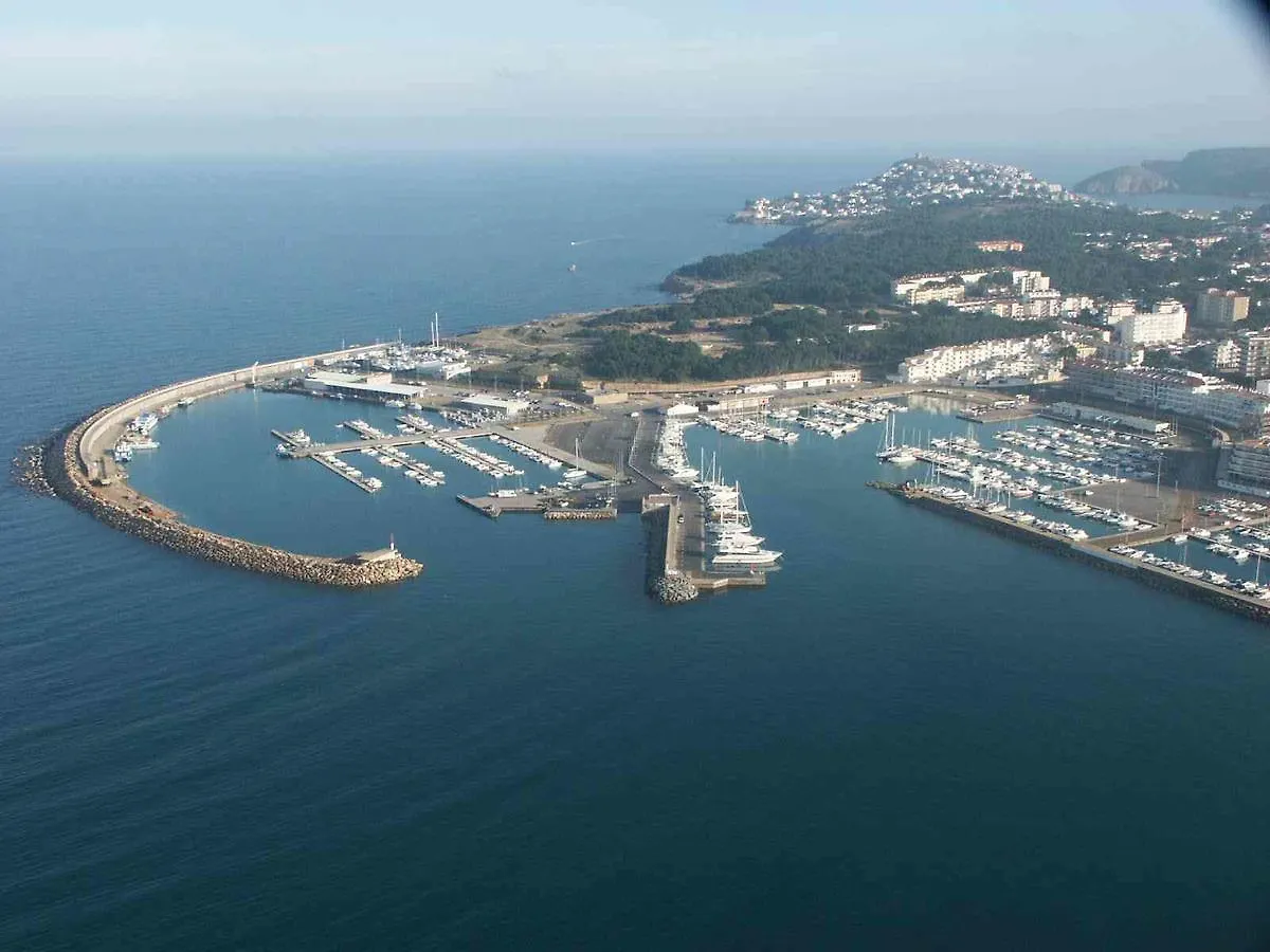 Cala Montgo - Apartamentos L'Escala